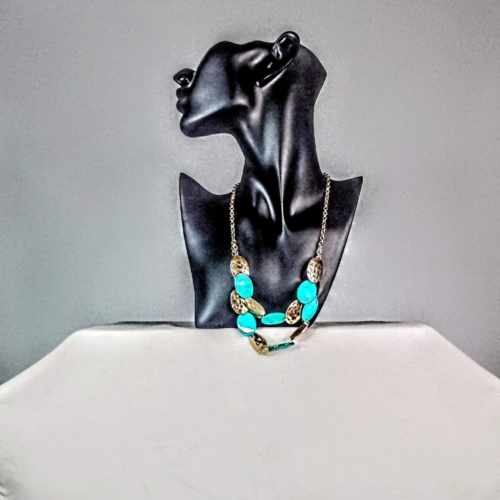 New Gold/Turquoise Accent Necklace